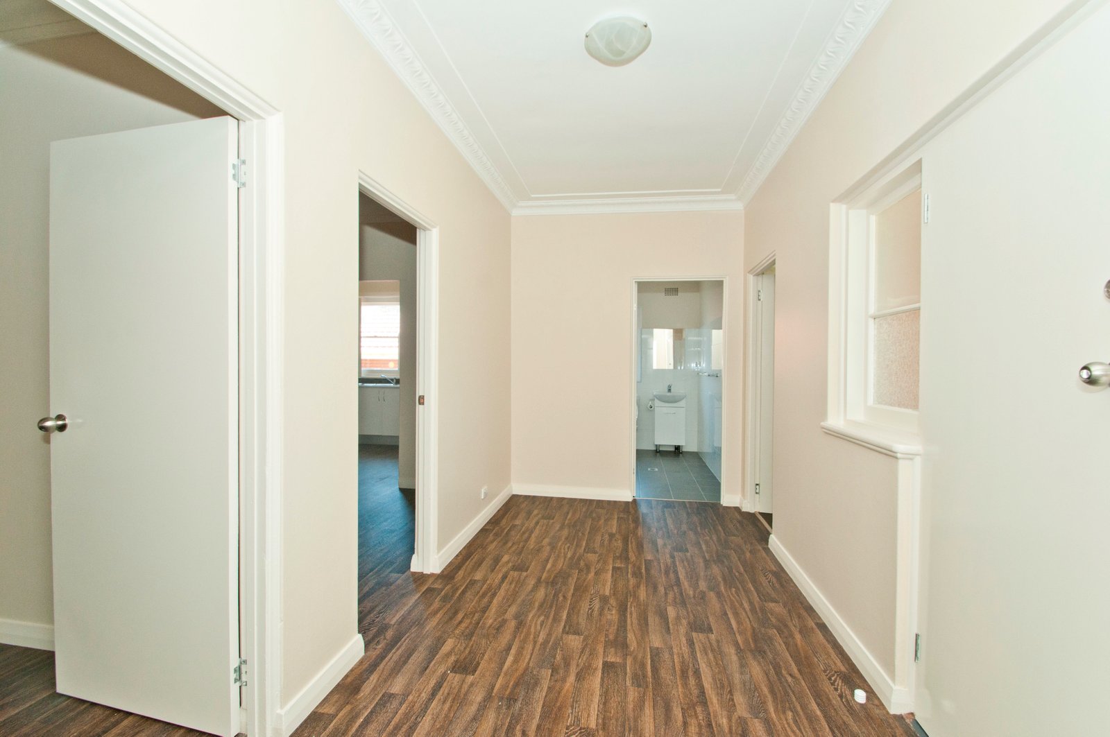 4 Robertson Street PORT KEMBLA 3