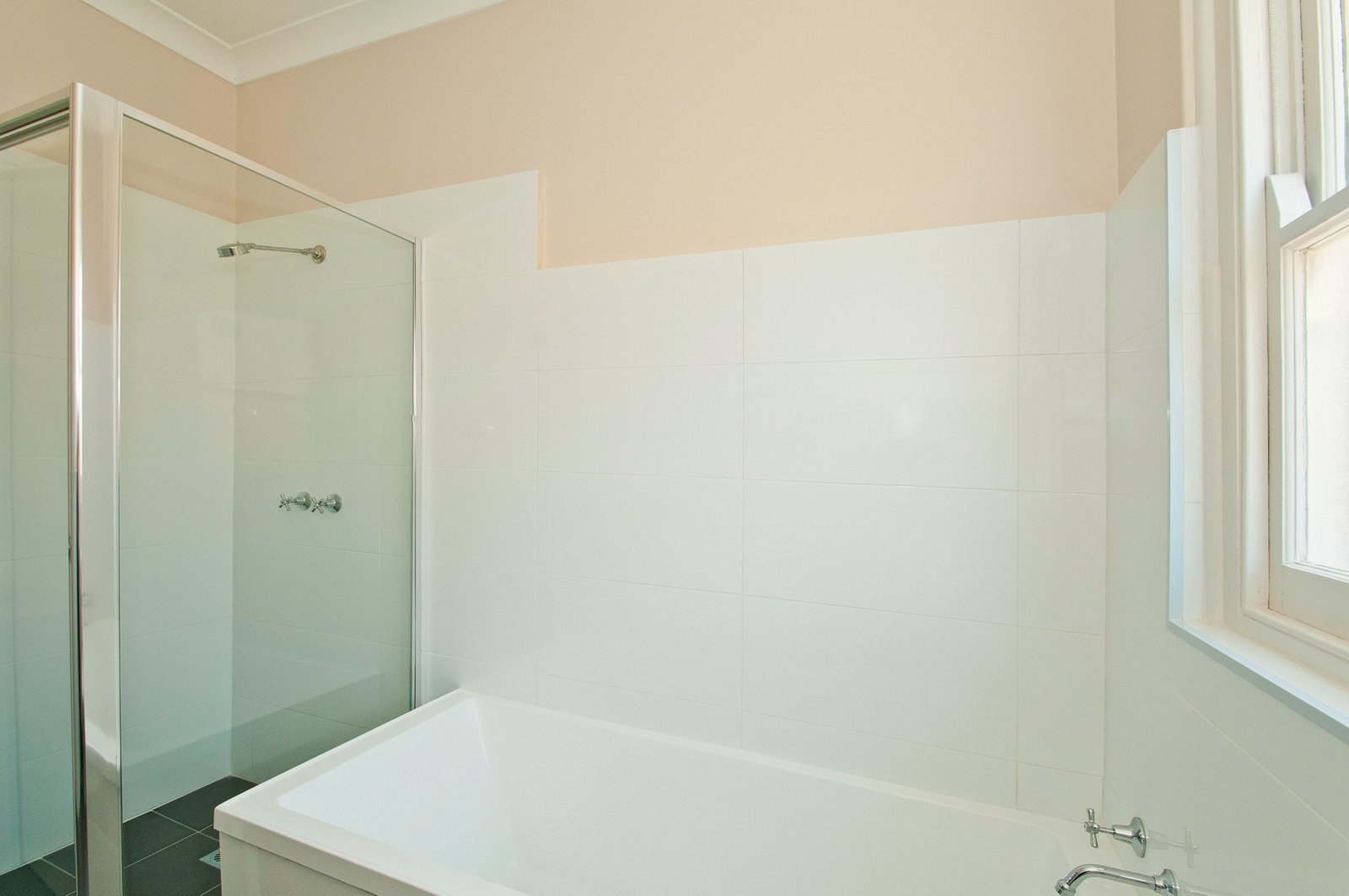 4 Robertson Street PORT KEMBLA 5