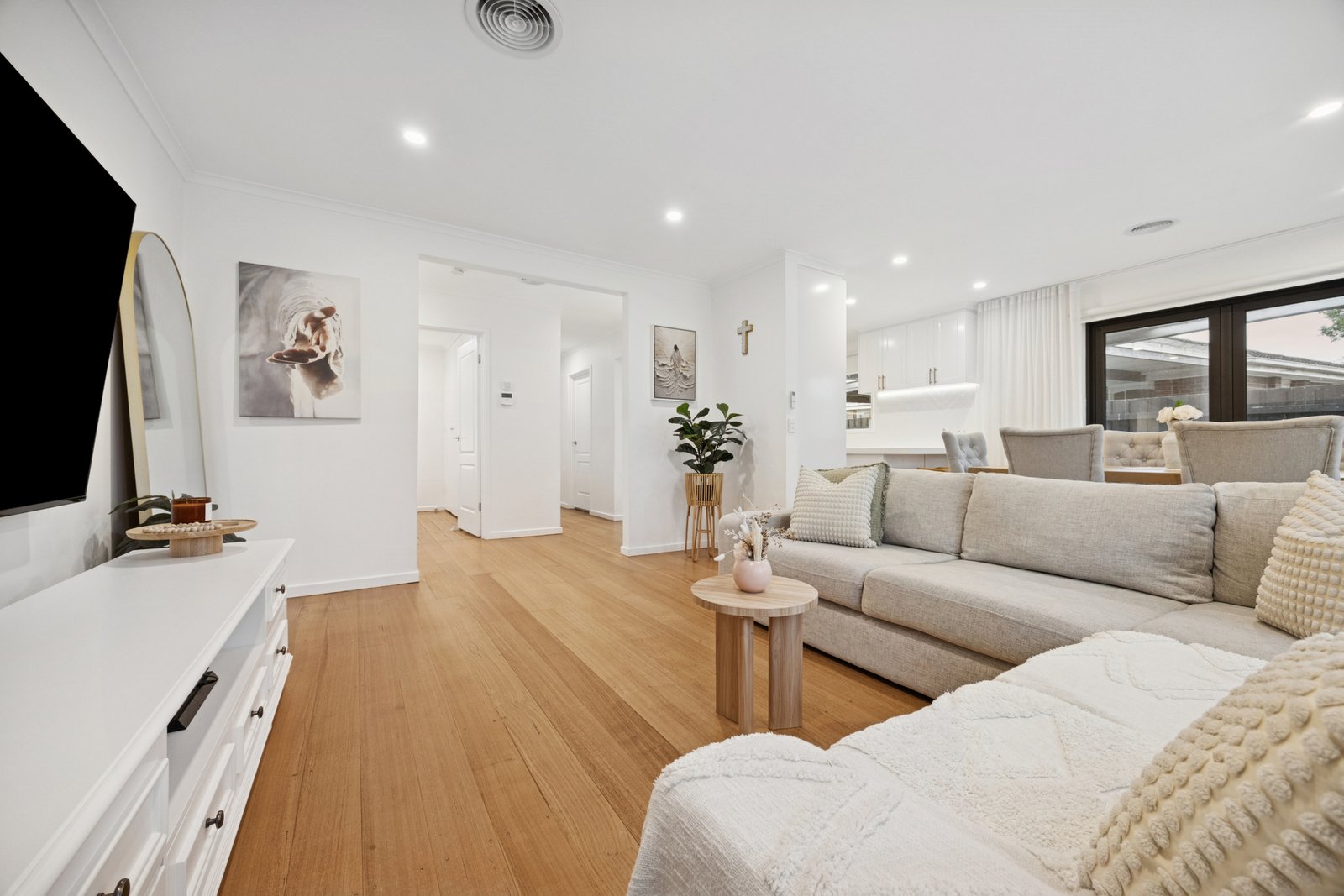 Gallery: 4 Roma Court