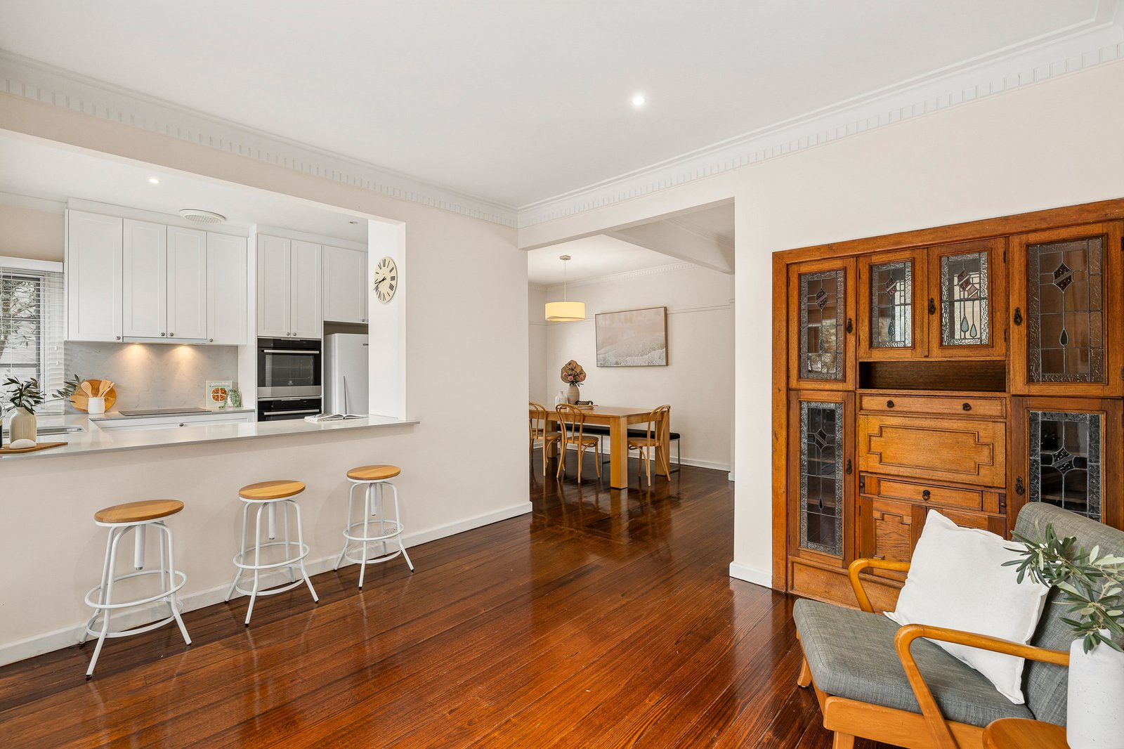 Gallery: 4 Roseberry Avenue