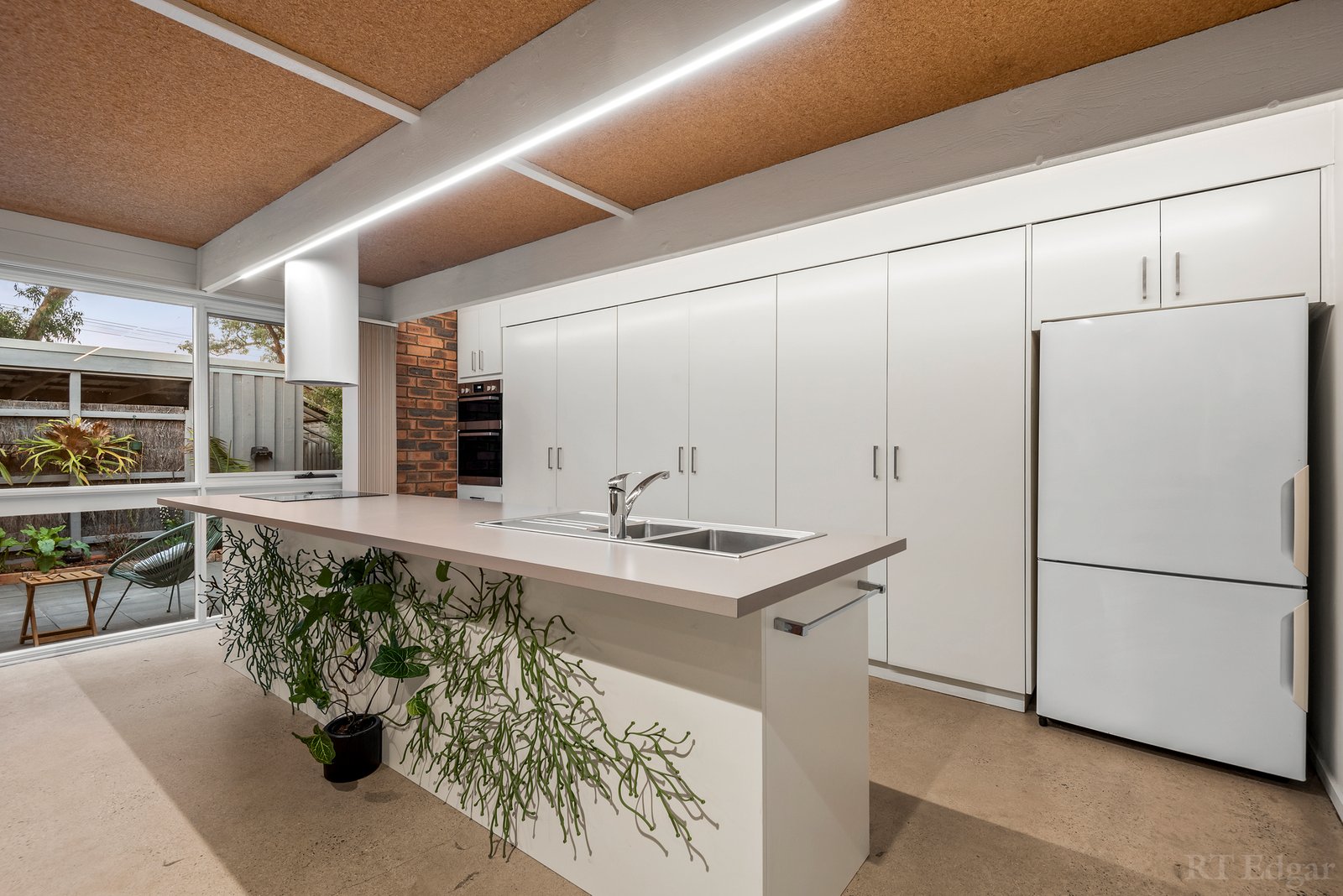 Real Estate and Property in 4 Rosella Court, Ocean Grove, VIC