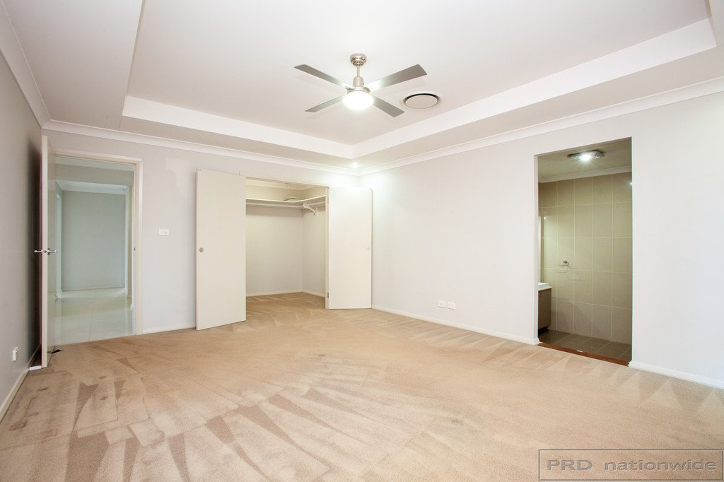4 Rosin Place BOLWARRA HEIGHTS 4