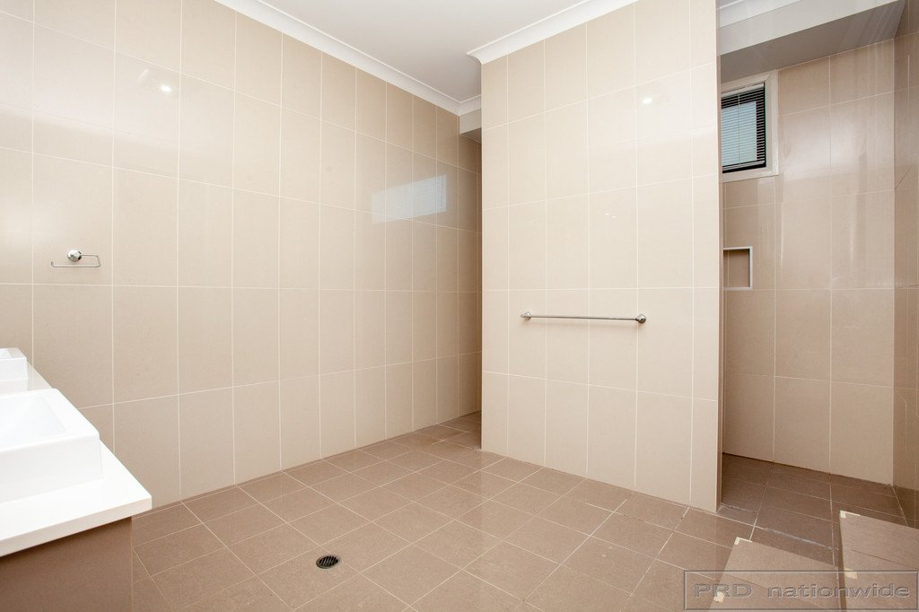 4 Rosin Place BOLWARRA HEIGHTS 5