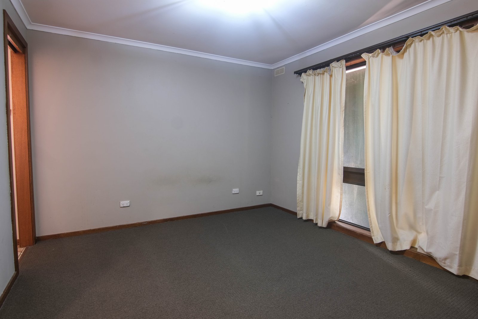 4 Ross Street MOOROOPNA 2