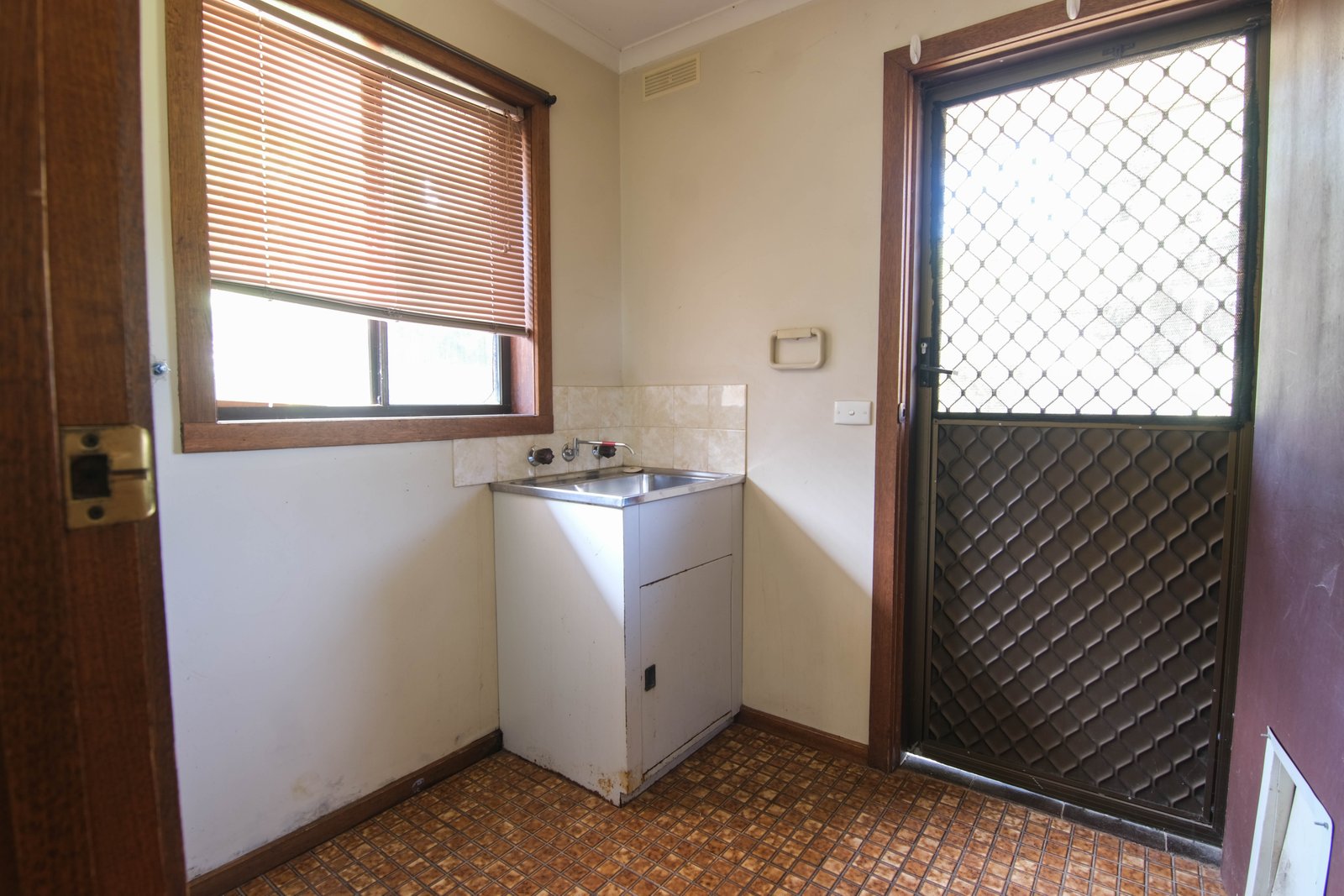 4 Ross Street MOOROOPNA 11