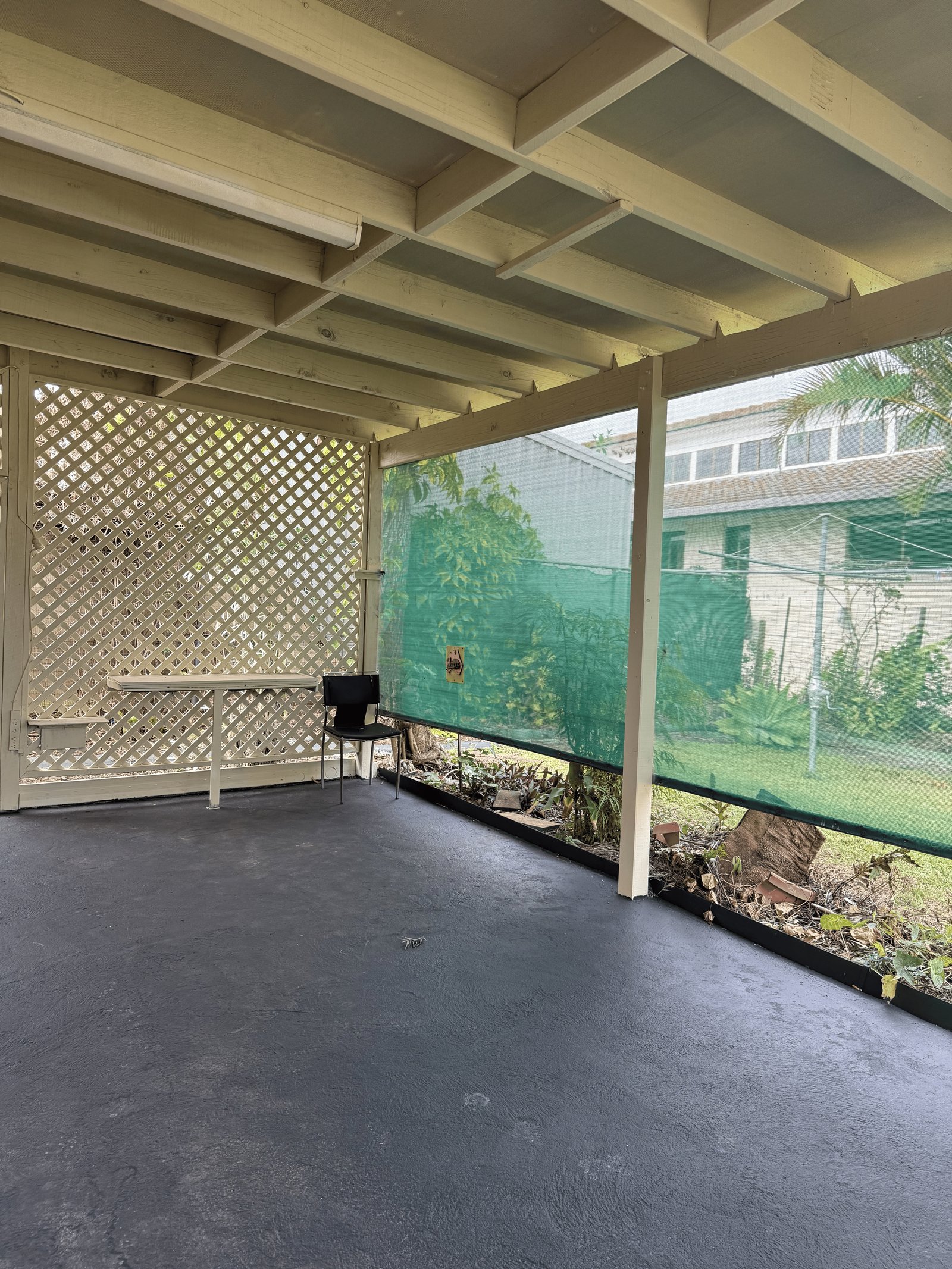 4 Ross Street URANGAN 11