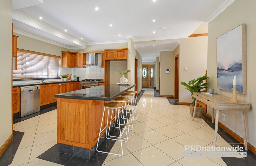 4 Roy Street KINGSGROVE 4