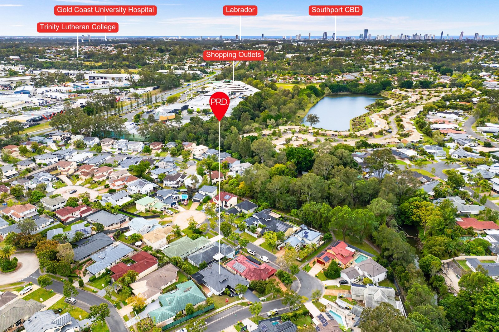 4 Royal Court ASHMORE 15