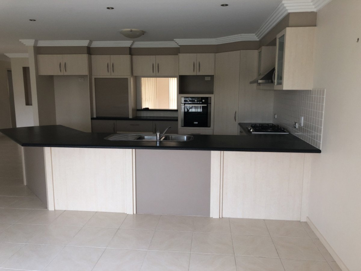 4 Royal View Close BURLEIGH HEADS 4