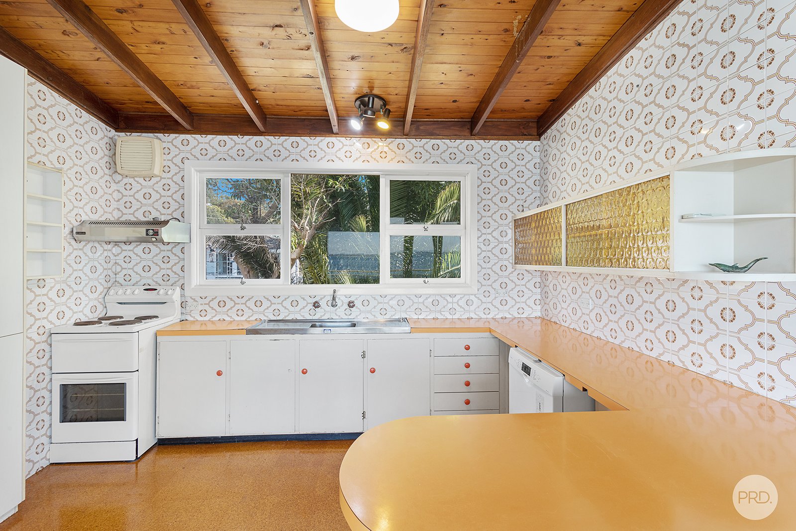 4 Sandy Point Road CORLETTE 13