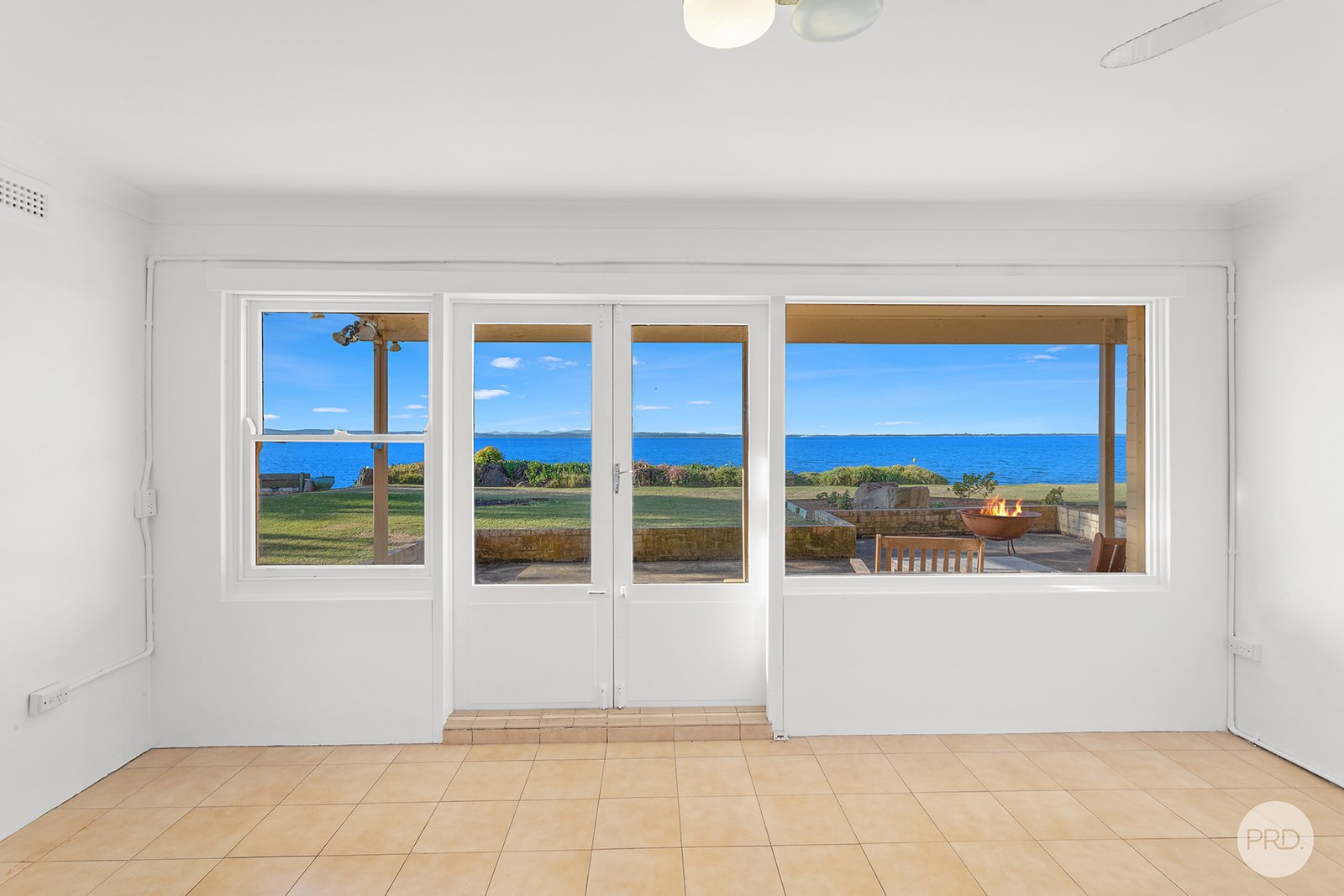 4 Sandy Point Road CORLETTE 18