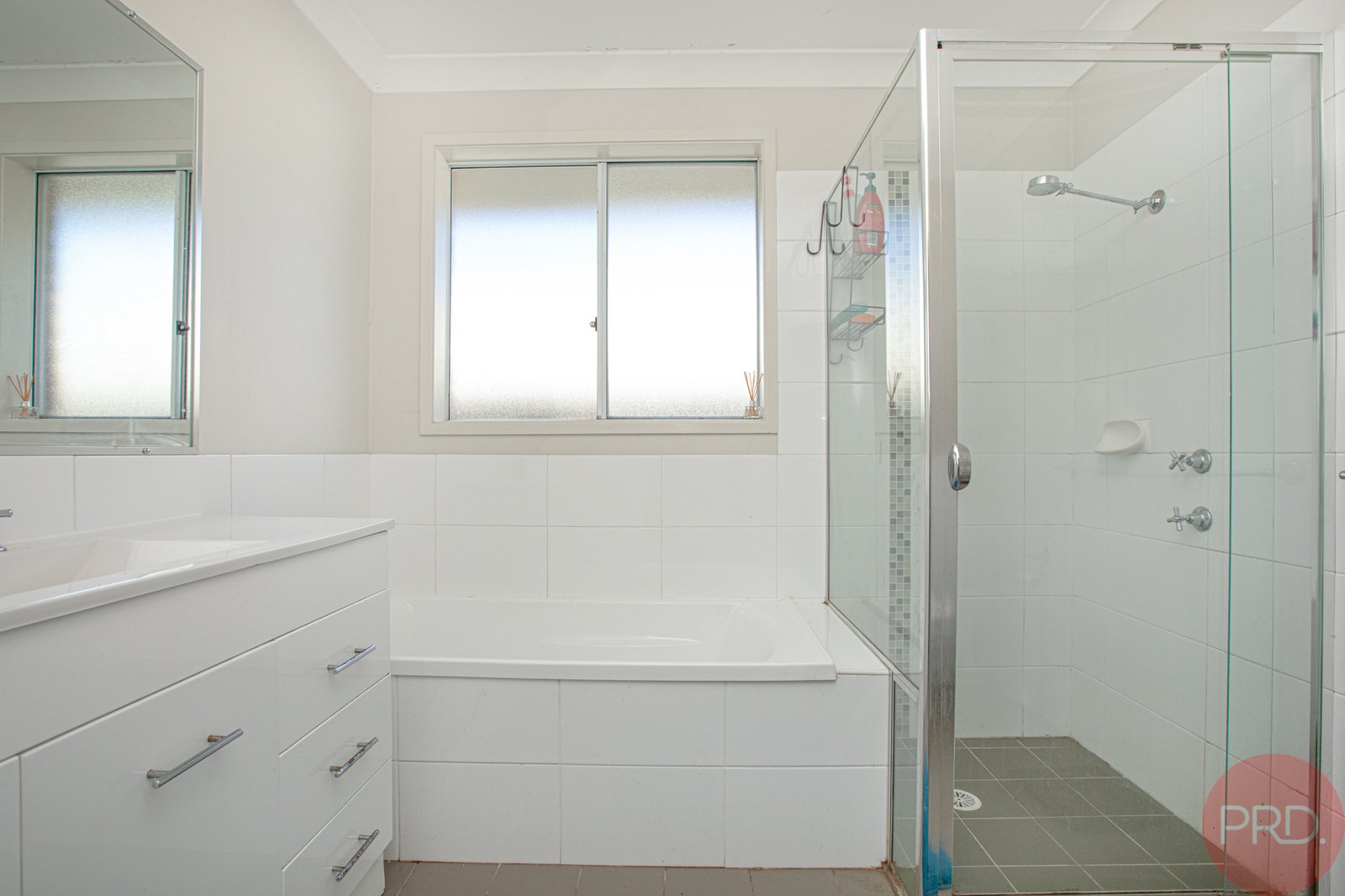 4 Sapphire Drive RUTHERFORD 15