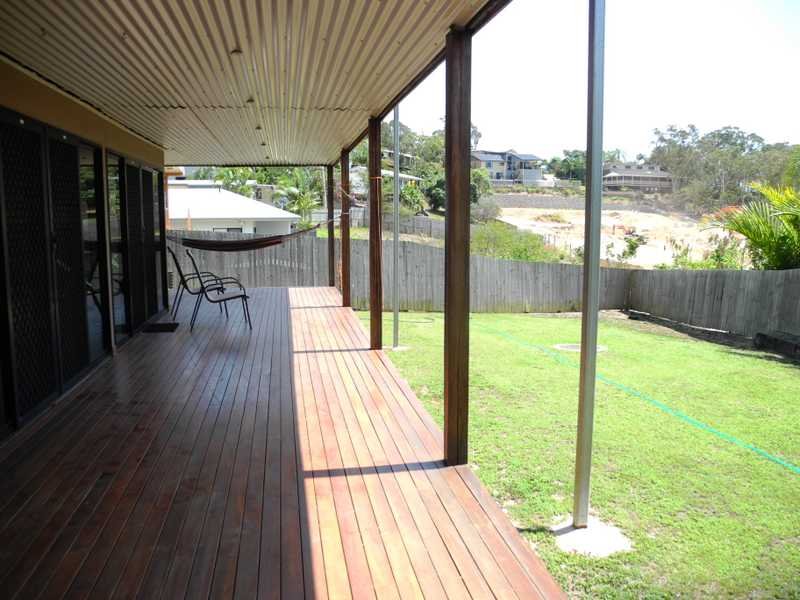 4 Sayre Crescent BOYNE ISLAND 16