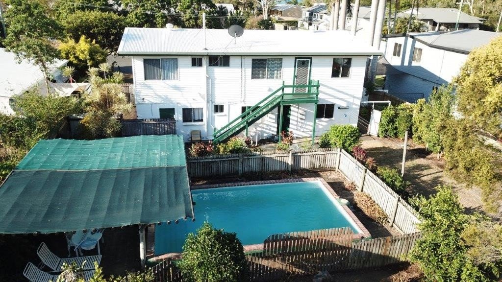 4 Schnapper Street CANNONVALE 2