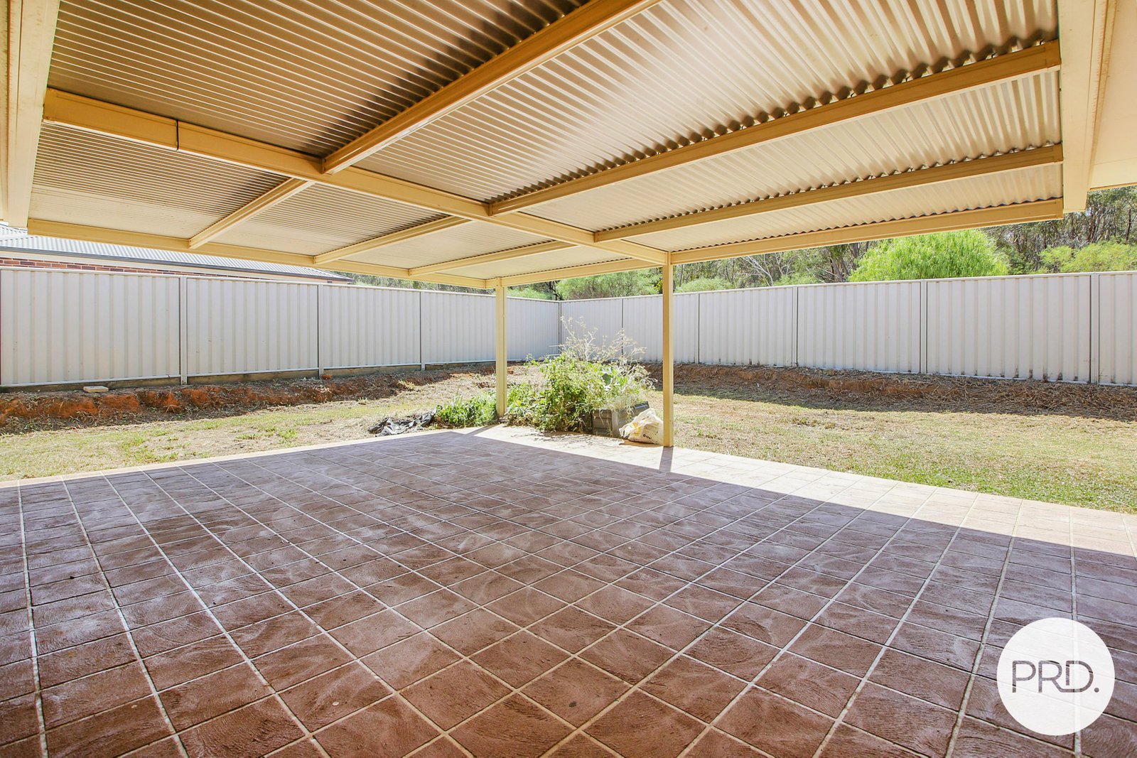 4 Scott Place THURGOONA 7