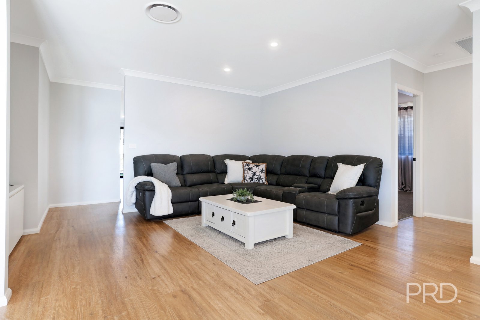 4 Sea Eagle Avenue TAMWORTH 10