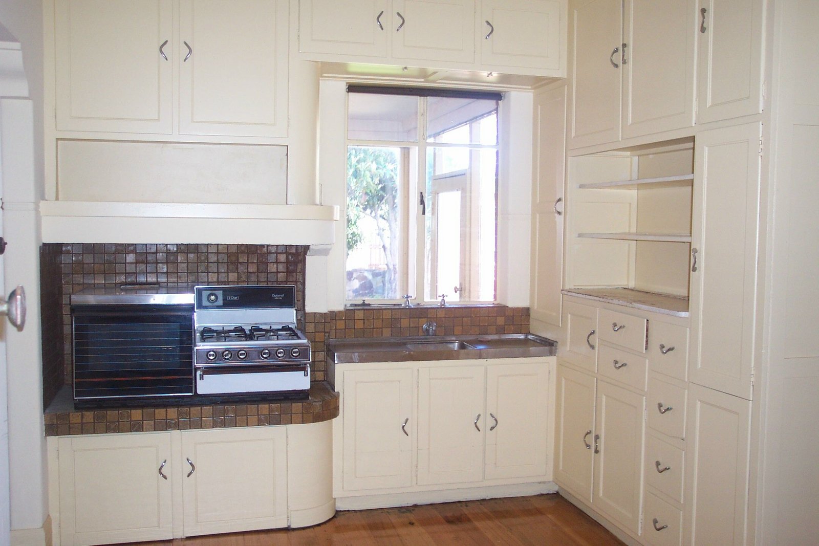 Gallery: 4 Seaview Avenue
