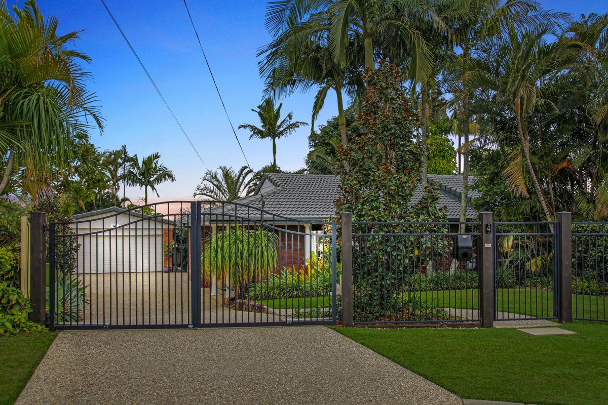 4 Serene Court Mudgeeraba 1