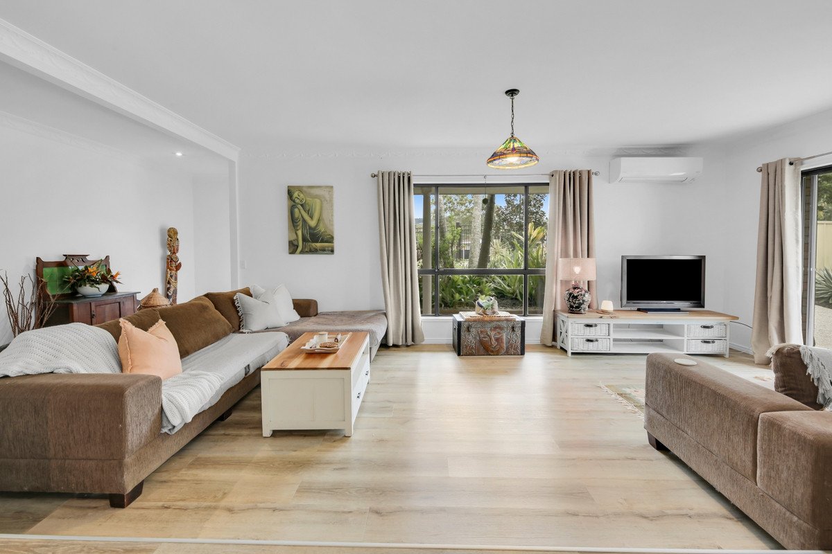 4 Serene Court Mudgeeraba 9
