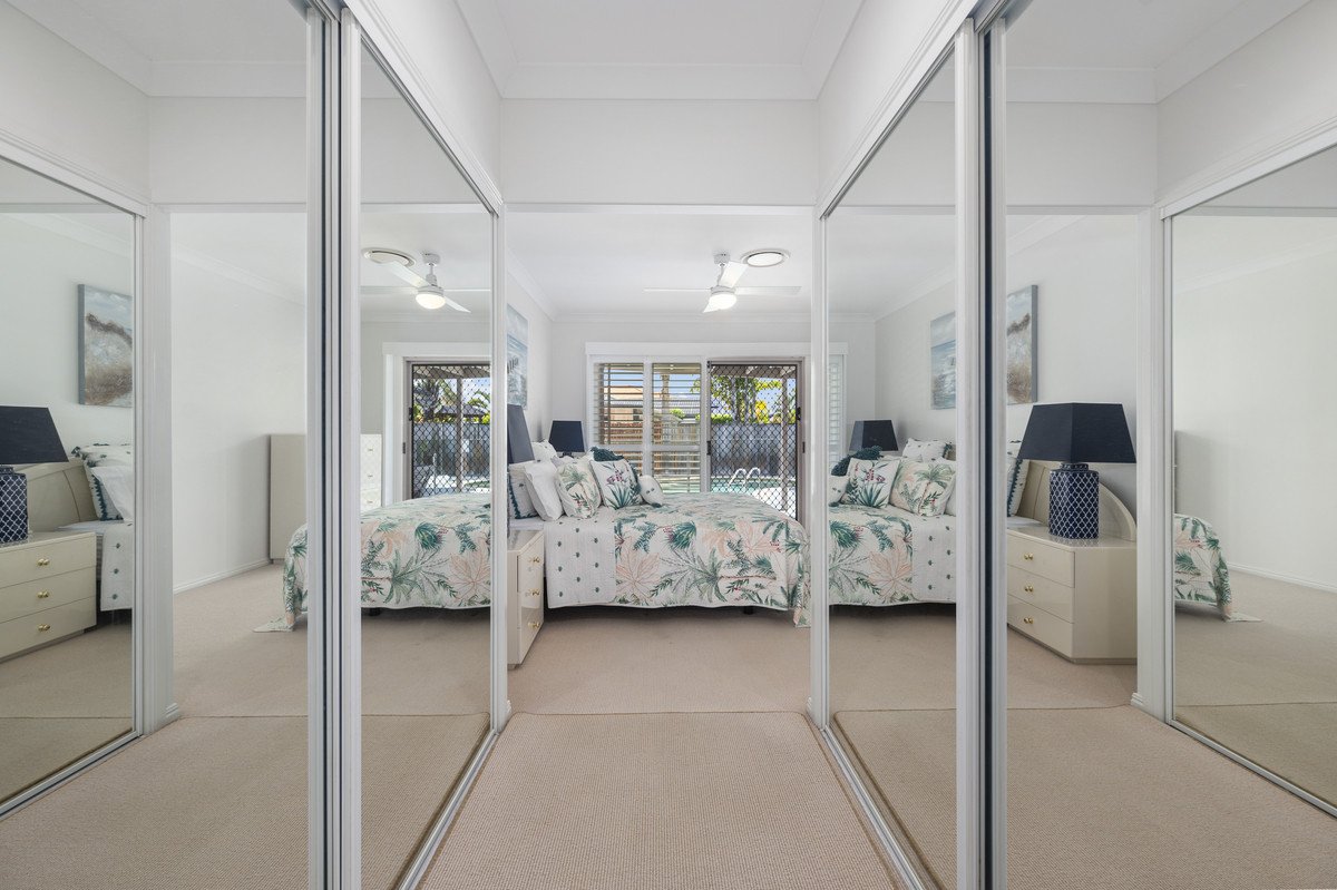 4 Seychelles Court Burleigh Waters 14