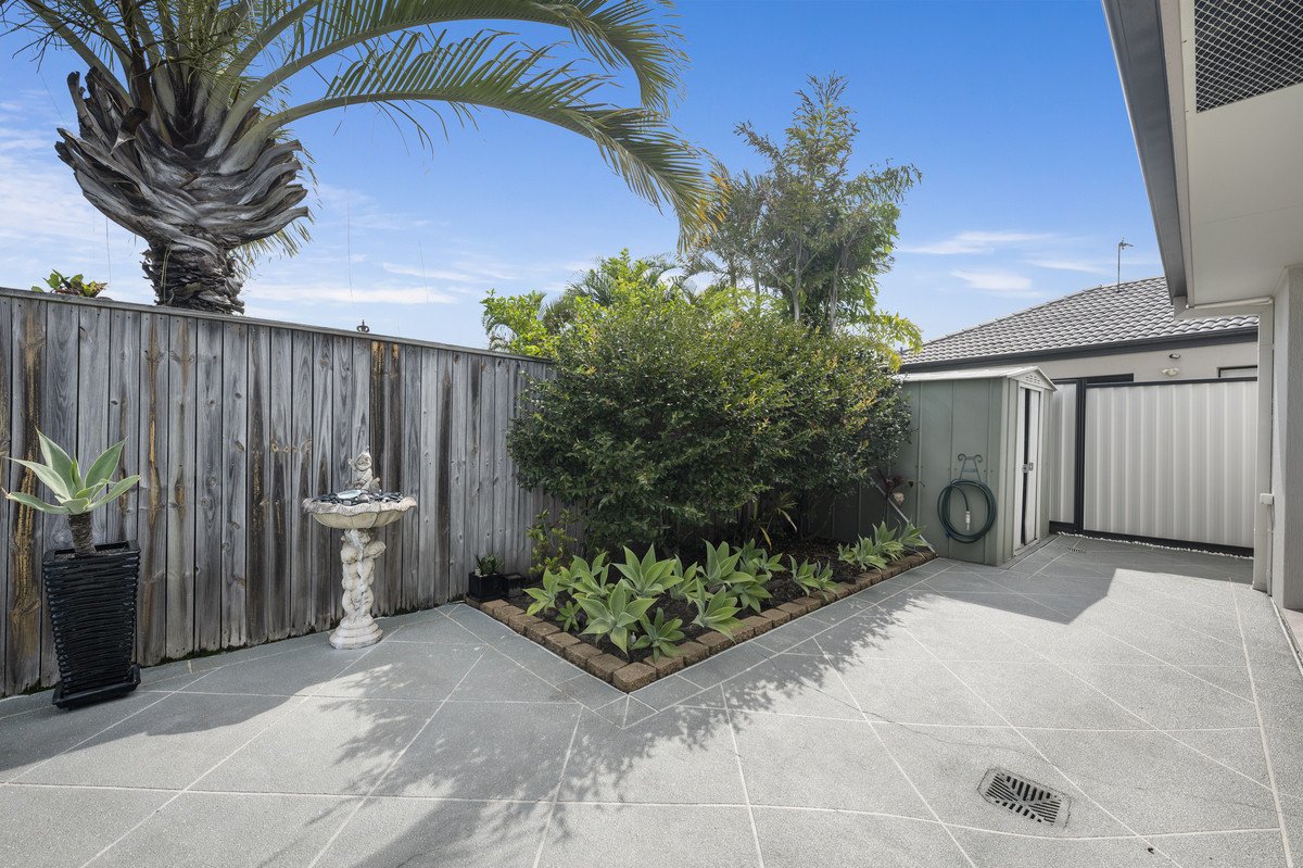 4 Seychelles Court Burleigh Waters 22