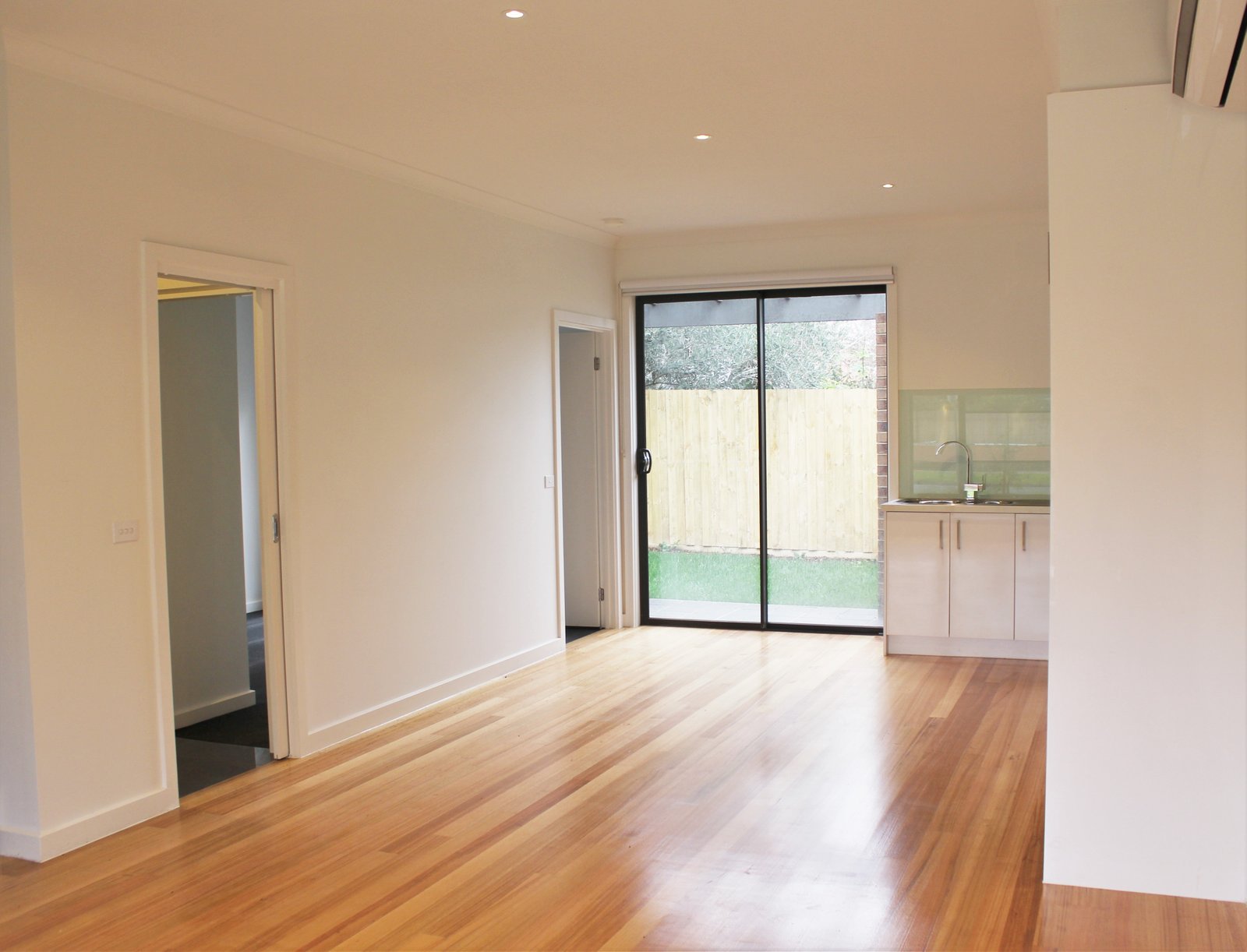 Gallery: 4 Shandeau Avenue