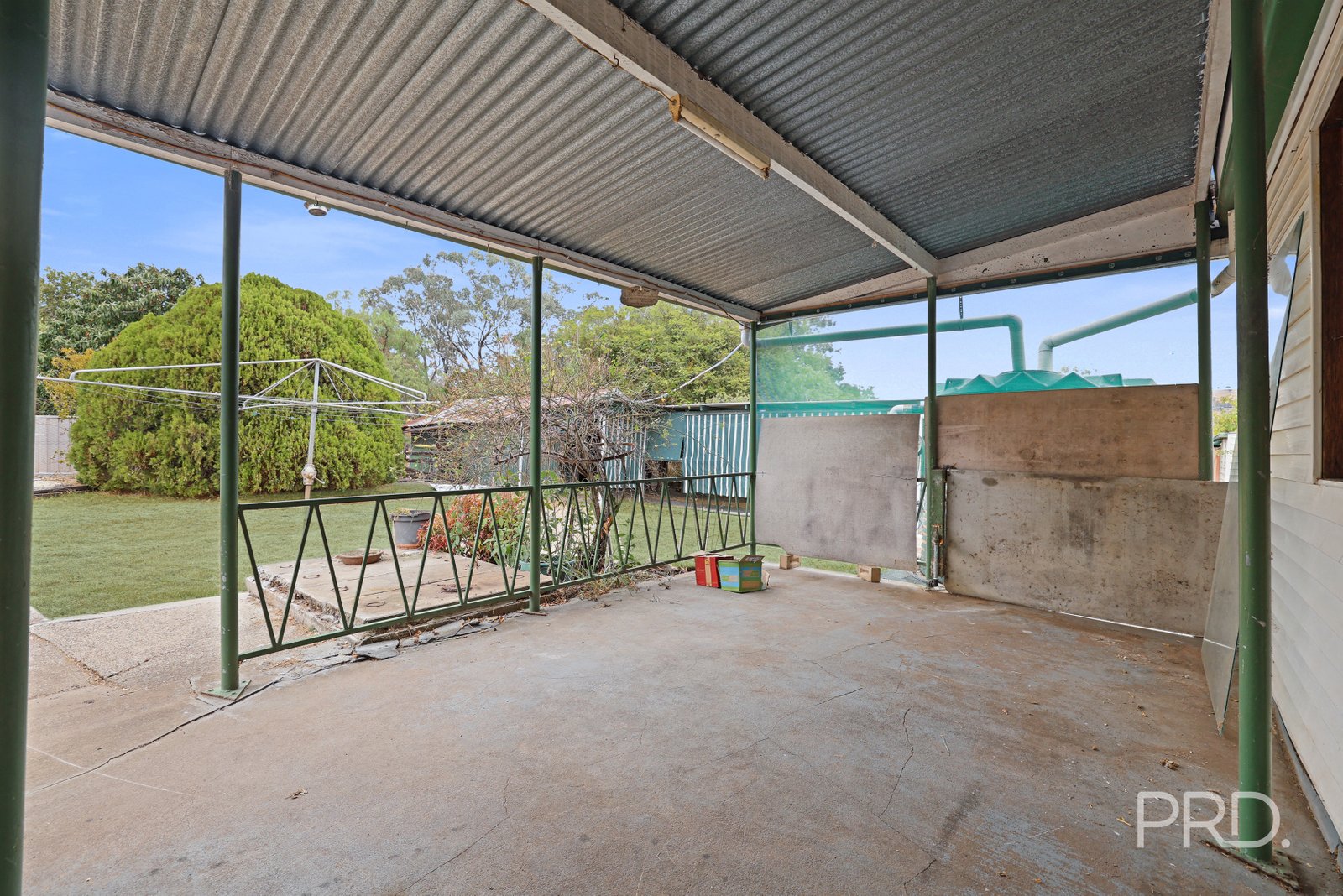 4 Sisson Street WILLOW TREE 18