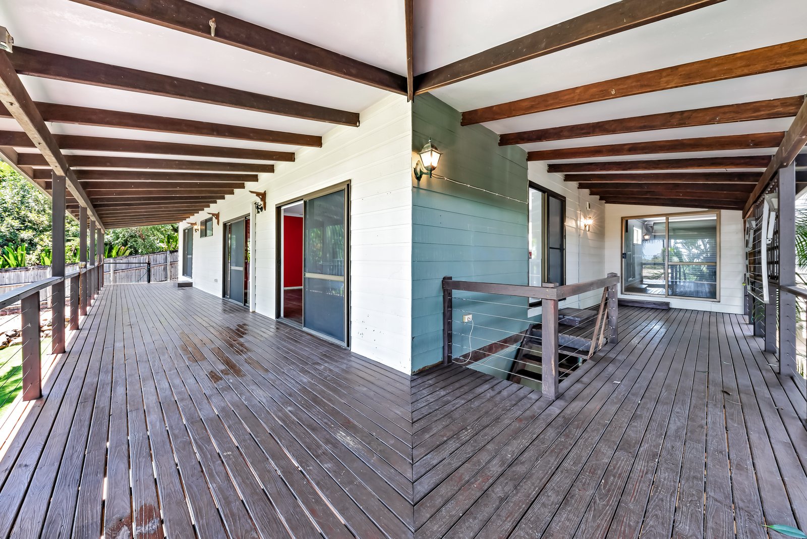 4 South Molle Boulevard CANNONVALE 4