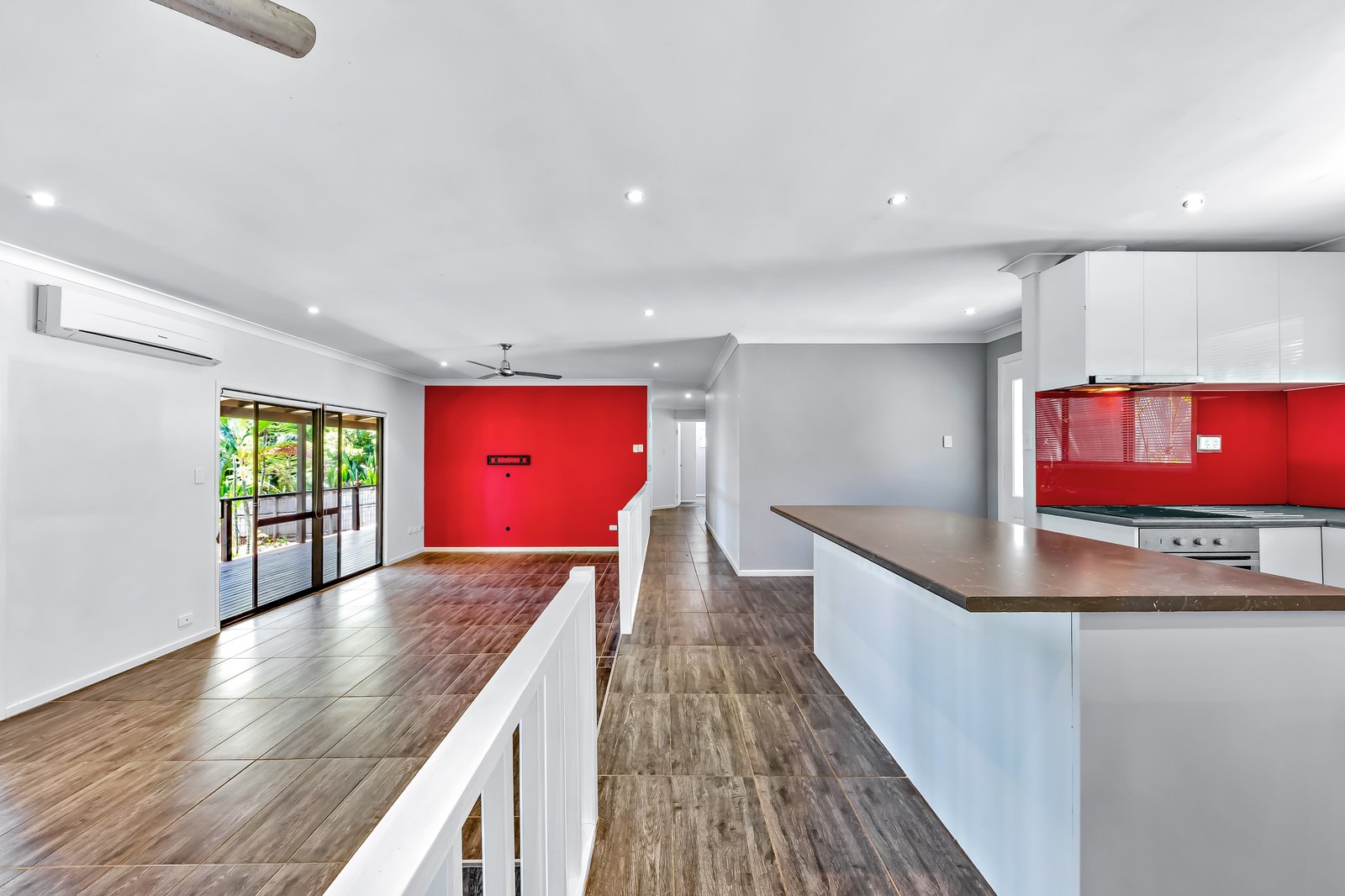 4 South Molle Boulevard CANNONVALE 7