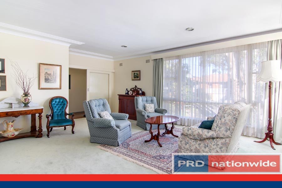 4 Spalding Crescent HURSTVILLE GROVE 2