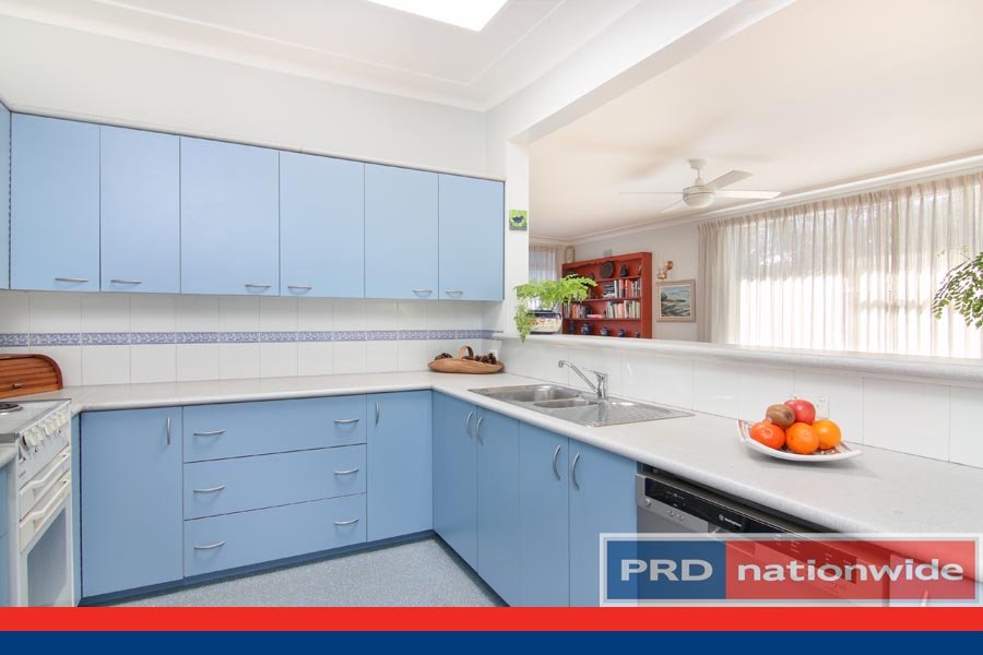 4 Spalding Crescent HURSTVILLE GROVE 4