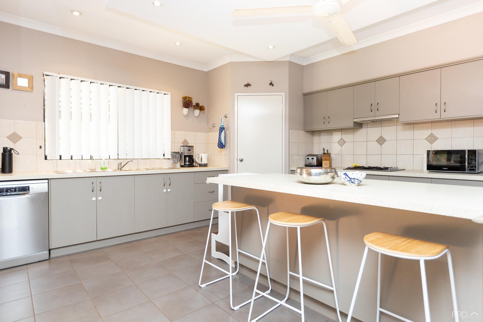 4 Spoonbill Avenue DJUGUN 1