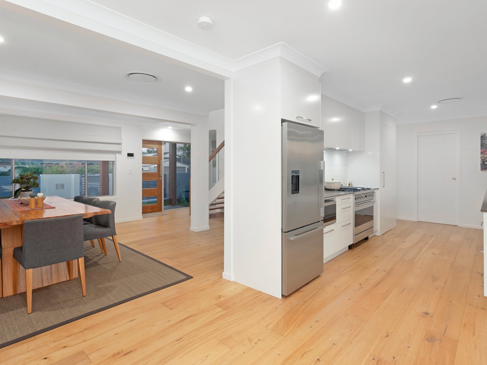 4 Spoonbill Court BURLEIGH WATERS 6