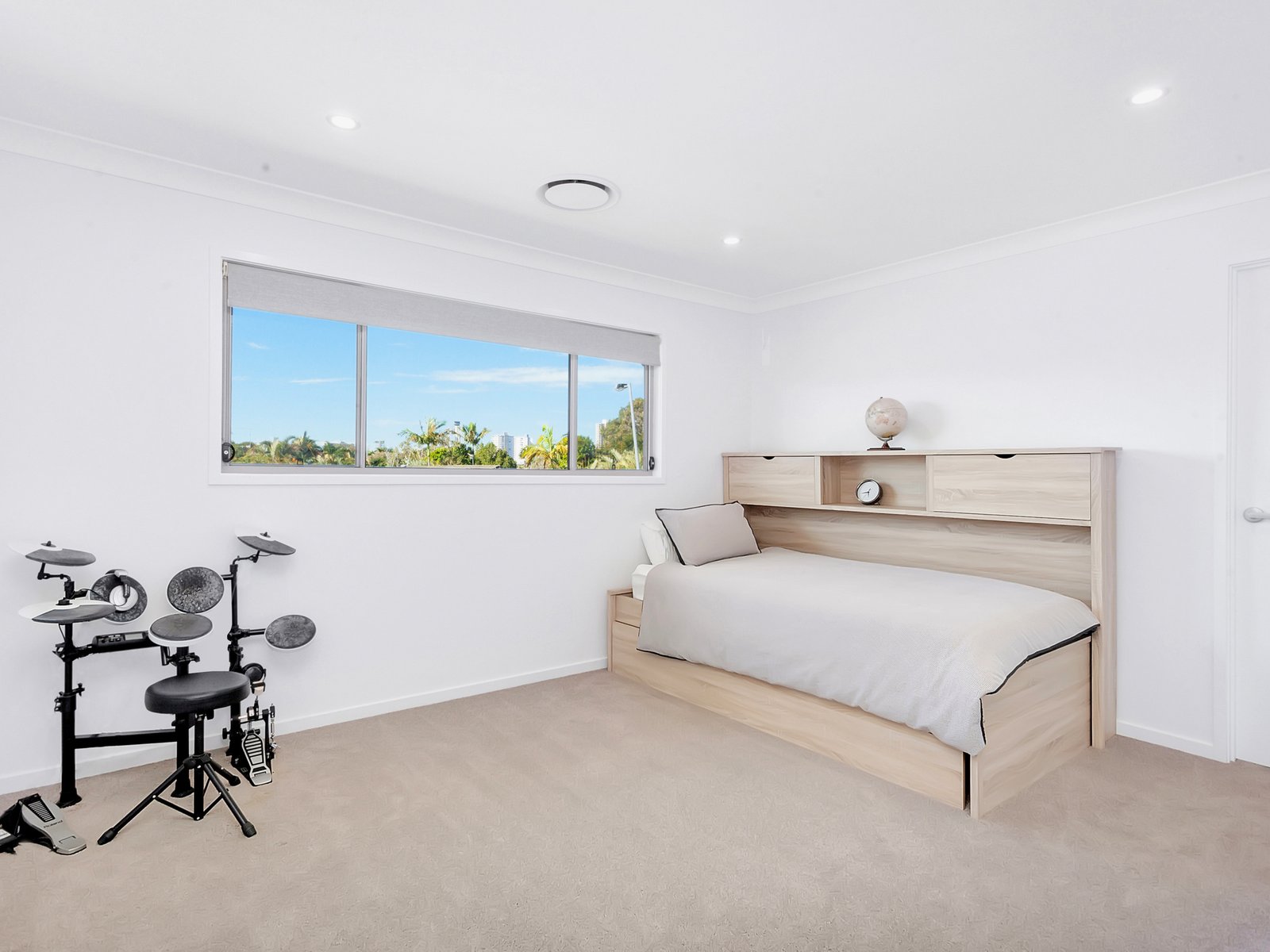 4 Spoonbill Court BURLEIGH WATERS 20