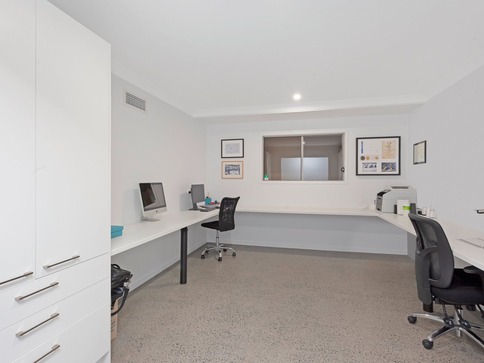 4 Spoonbill Court BURLEIGH WATERS 23