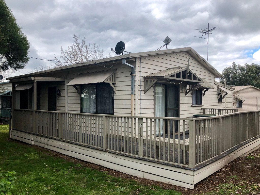 4 Spotted Gum Drive LAKE HUME VILLAGE 2