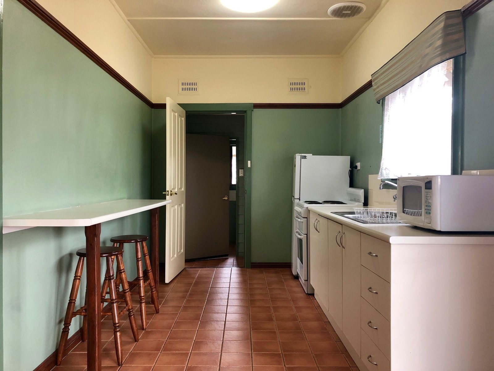 4 Spotted Gum Drive LAKE HUME VILLAGE 5