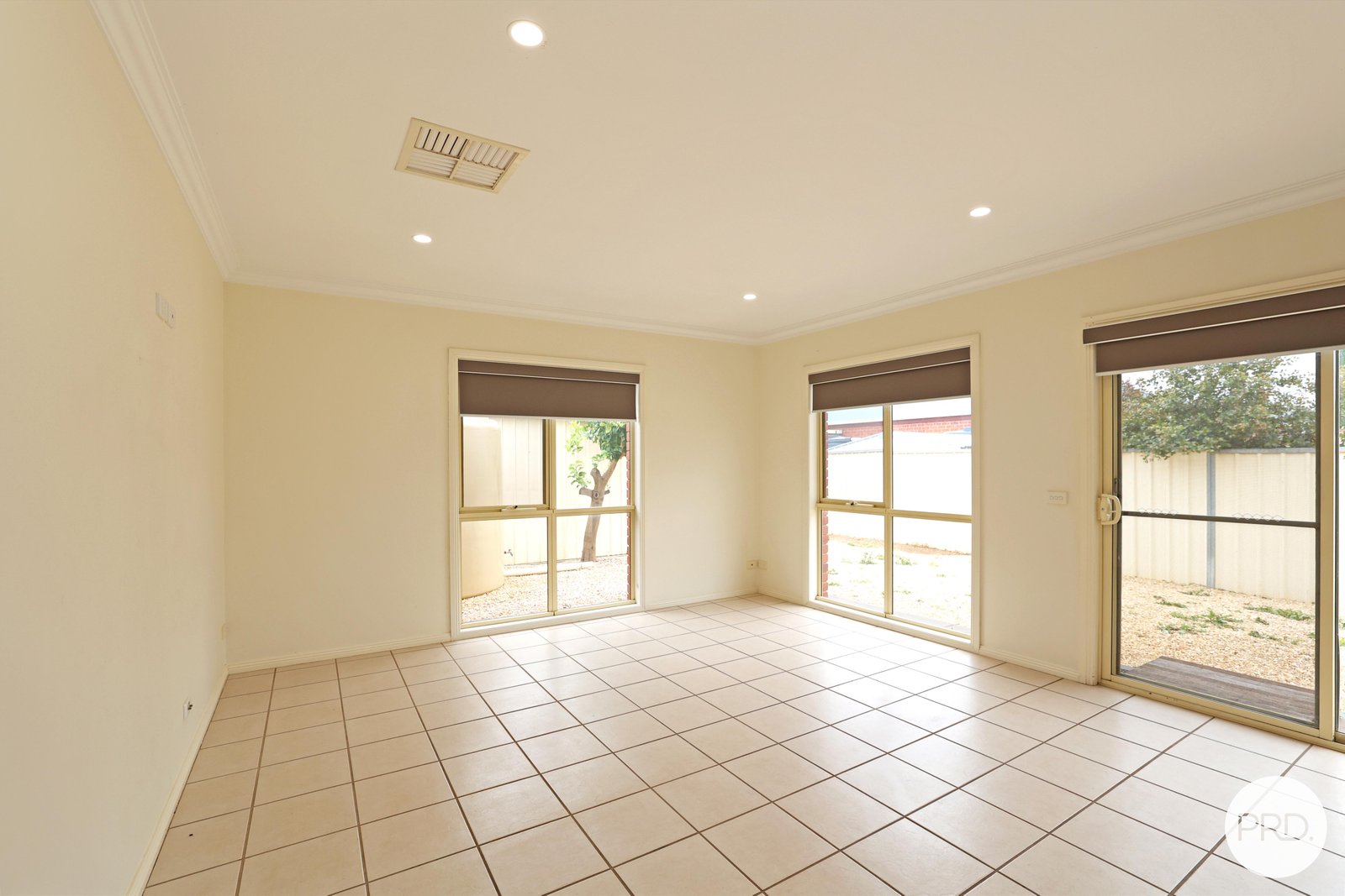 4 Stamford Court BURONGA 12