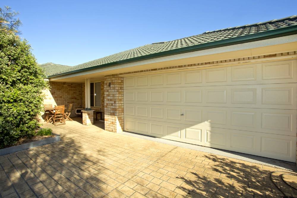 4 Stanton Drive RAWORTH 4