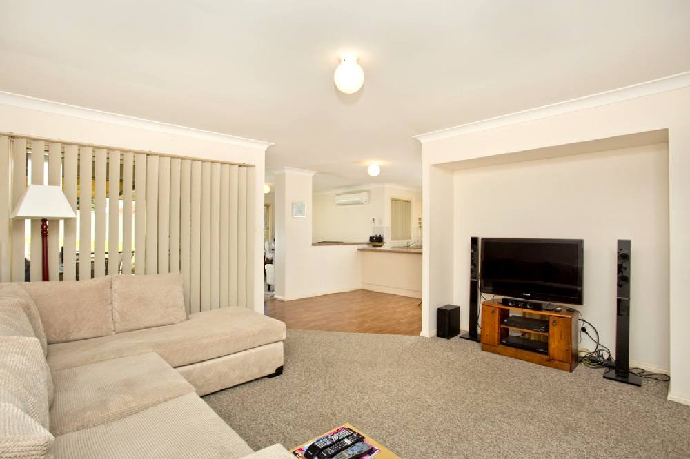 4 Stanton Drive RAWORTH 12