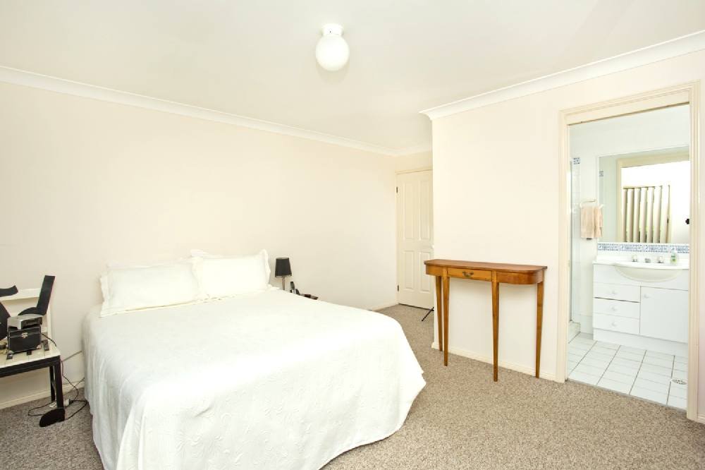4 Stanton Drive RAWORTH 16