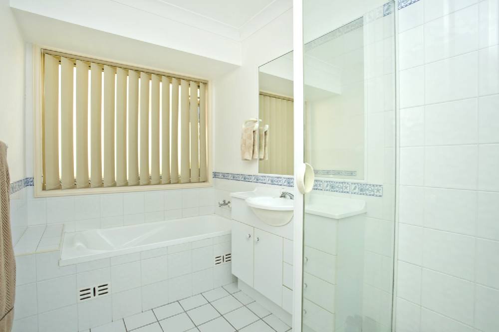 4 Stanton Drive RAWORTH 19