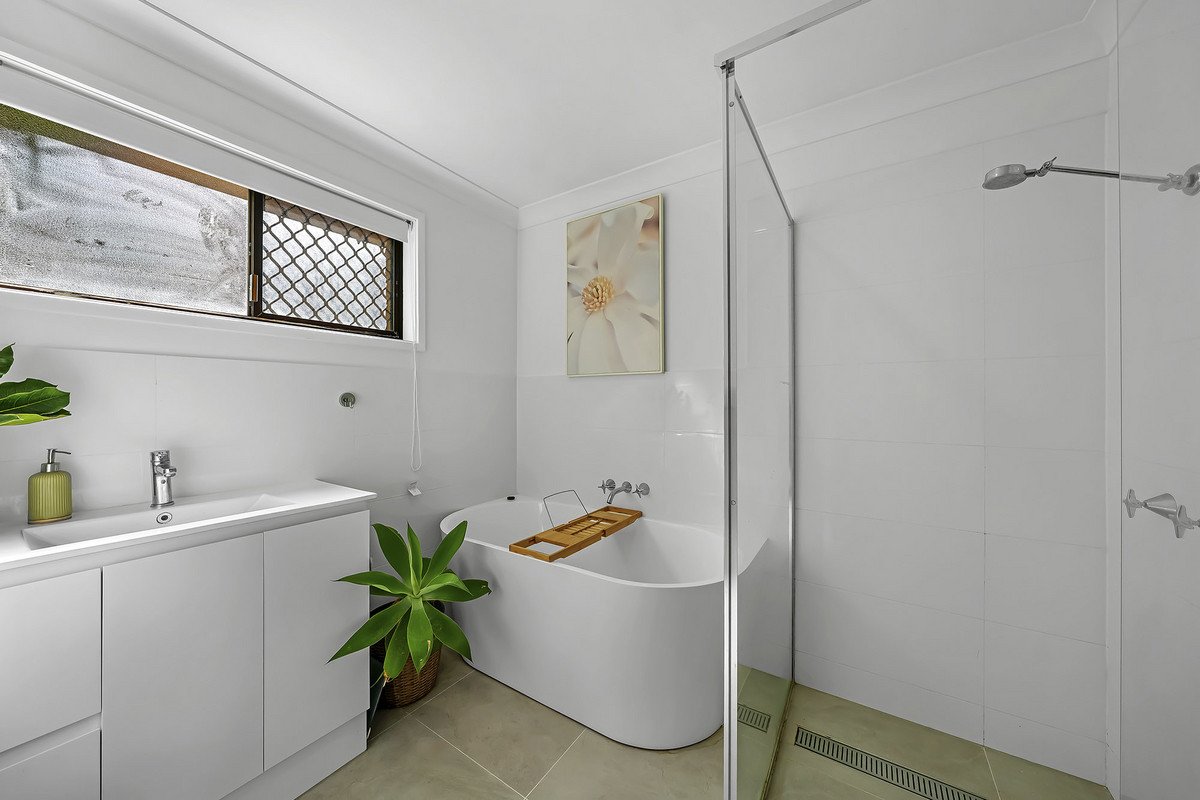 4 Stephens Street Burleigh Heads 8