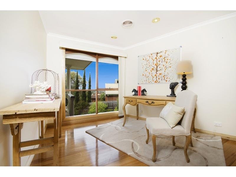 Gallery: 4 Stirling Court