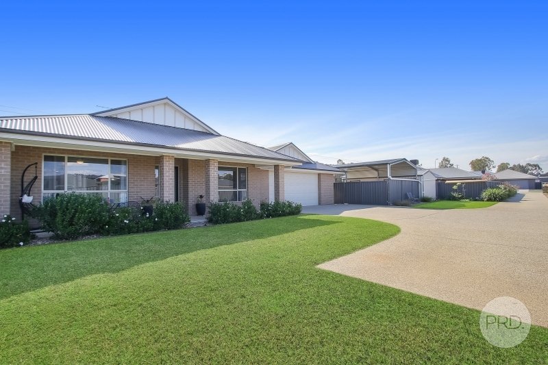 4 Stirling Way THURGOONA 2