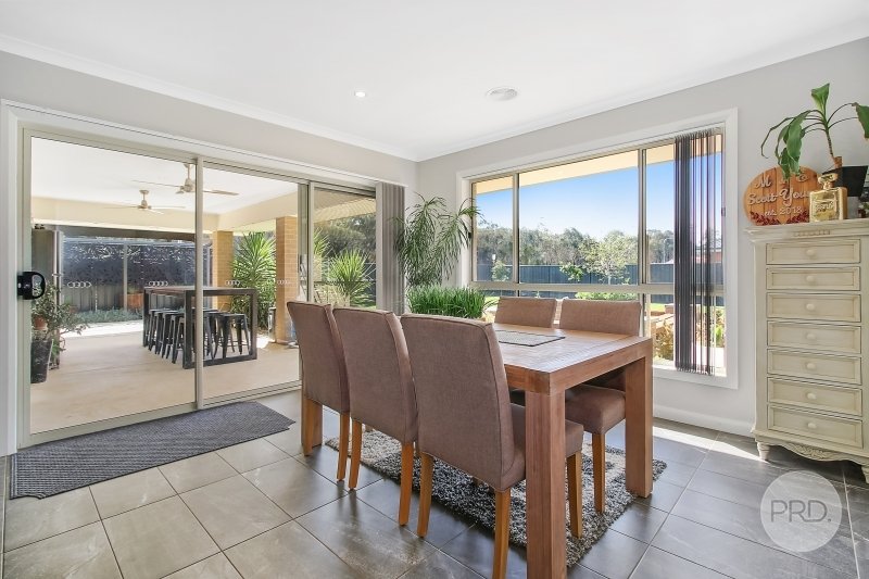 4 Stirling Way THURGOONA 5