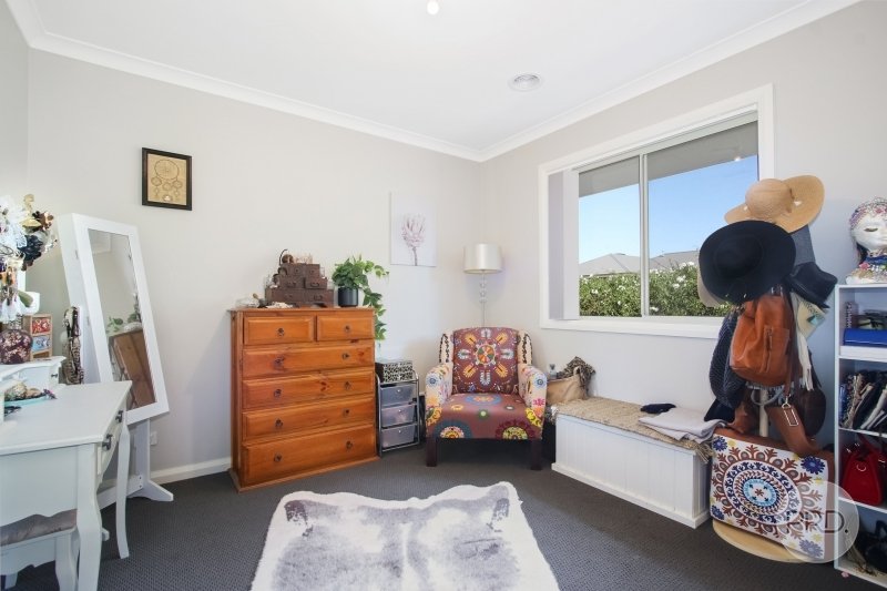 4 Stirling Way THURGOONA 12