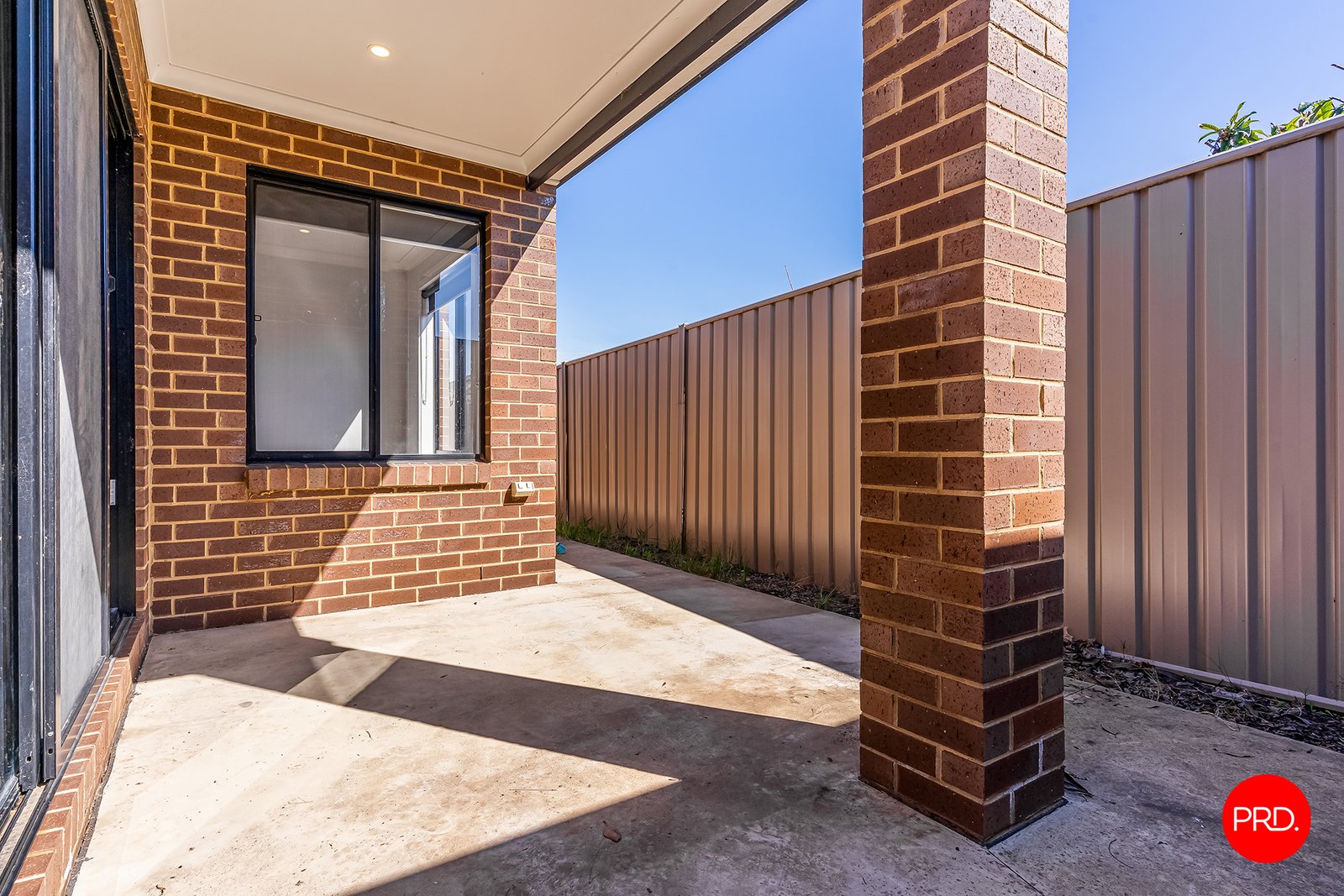 4 Stoneham Street GOLDEN SQUARE 13