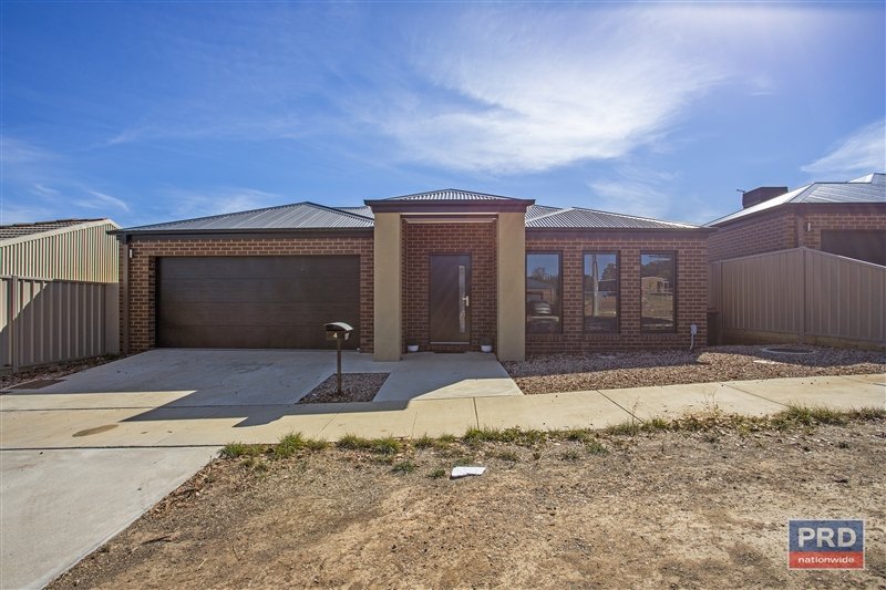 4 Stoneham Street GOLDEN SQUARE 1