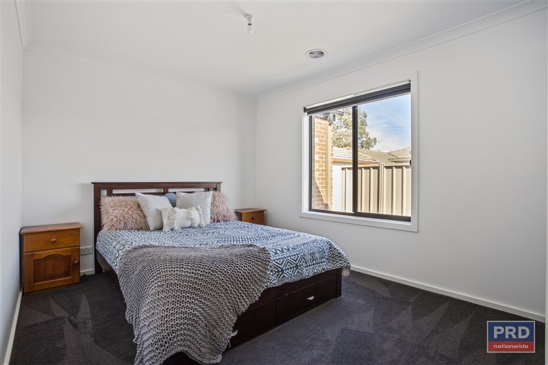 4 Stoneham Street GOLDEN SQUARE 6